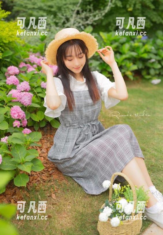 在Kitkat Cosplay的视角中，感受阿尔托莉雅Alter泳装的风华绝代，一起来观看这个精彩合集！.txt
